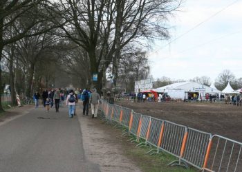 Rondje paasvuren met uitslag paasvuur espelo 