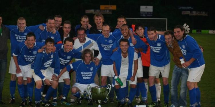 Blauwwit'66 wint Keunecup vvholten blauwwit 