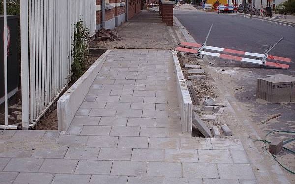 HoltensNieuws.nl Overdekt voetpad Overdekt voetpad triathlon de waag