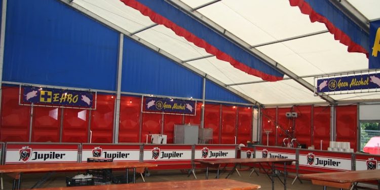 HoltensNieuws.nl Voorverkoop Keunefeesten start op 4 augustus Voorverkoop Keunefeesten start op 4 augustus toontje Keunefeesten bie toontje