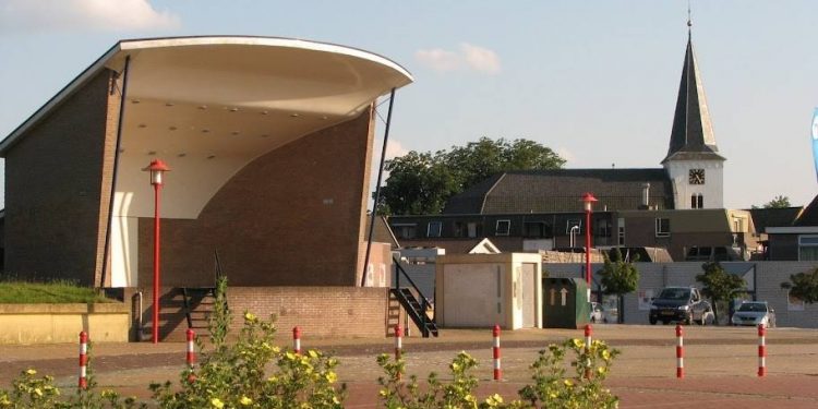 HoltensNieuws.nl Petitie muziekkoepel Petitie muziekkoepel gemeente