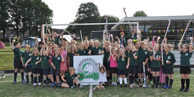 HoltensNieuws.nl Hockeykamp 2012 – “Het was weer geweldig!” Hockeykamp 2012 – “Het was weer geweldig!”