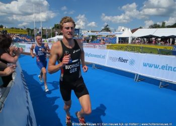 HoltensNieuws.nl Foto's Triathlon deelnemers en party online Foto's Triathlon deelnemers en party online triathlon fotoalbum