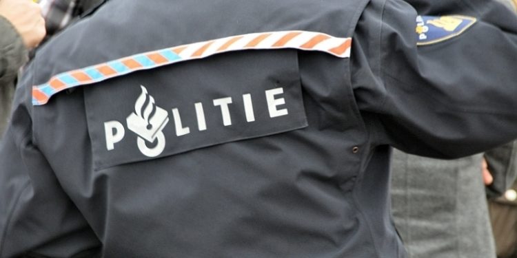 HoltensNieuws.nl Poolse vrachtwagenchauffeur aangehouden voor verlaten plaats ongeval Poolse vrachtwagenchauffeur aangehouden voor verlaten plaats ongeval politie aanrijding
