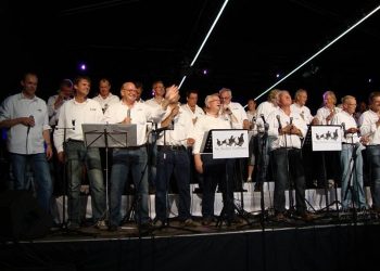 Keunedarp Lacht met de bus keunedarper fienpreuvers carnaval bonte paard 