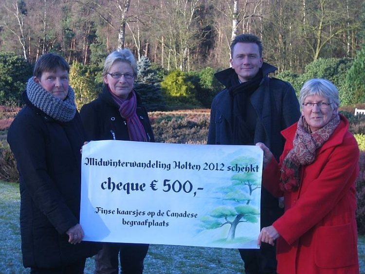 Midwinterwandeling canadese begraafplaats 