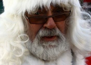HoltensNieuws.nl Wandelen in levend kerstverhaal rond de obs de Haarschool Wandelen in levend kerstverhaal rond de obs de Haarschool haarschool