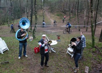 Wielervereniging opent nieuwe jaar met Beemd- en Bergtoer wielervereniging 