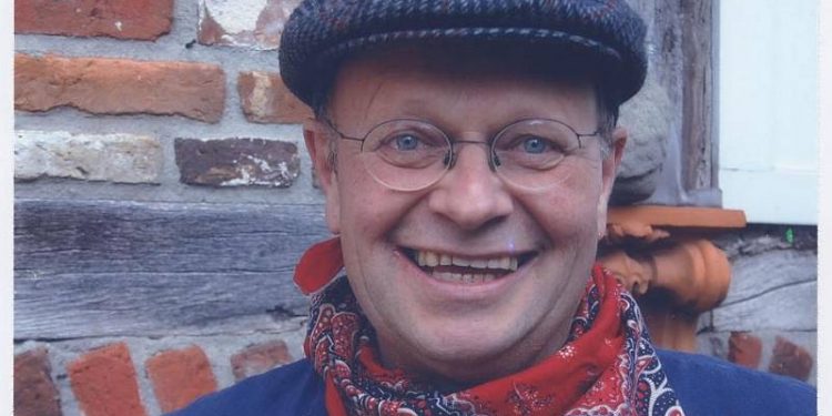 HoltensNieuws.nl Karel van de Kate op begunstigersavond Oudheidkamer Karel van de Kate op begunstigersavond Oudheidkamer oudheidkamer