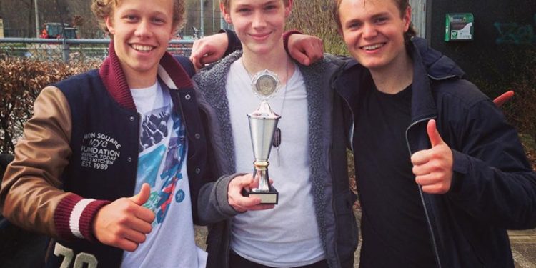 HoltensNieuws.nl Zilver en brons voor hockeyteams Waerdenborch Zilver en brons voor hockeyteams Waerdenborch waerdenborch de waerdenborch