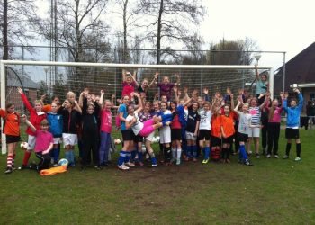 Meert rèurt zien'n stat voetbal gemeente 