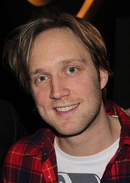 HoltensNieuws.nl Bart Meijer ambassadeur NOC*NSF bezoekt Koningsspelen Bart Meijer ambassadeur NOC*NSF bezoekt Koningsspelen gemeente brandweer