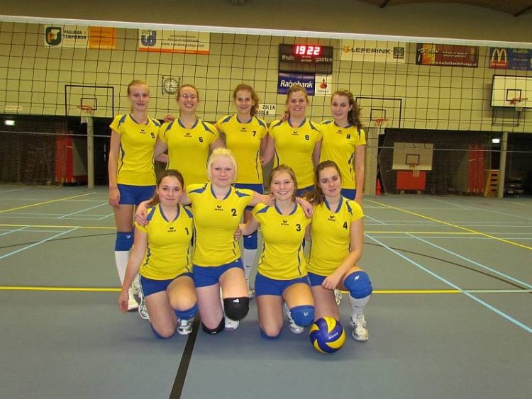 Volleybalmeiden A1 net geen kampioen mintonette 