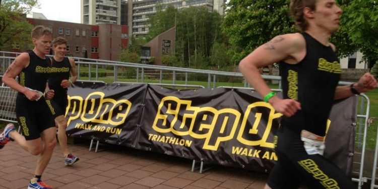 Triathlon team Step One verrast in Enschede triathlon muller 