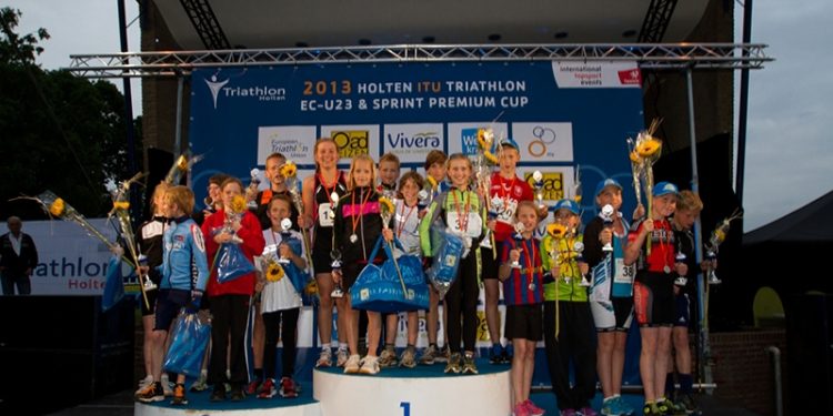 Prijswinnaars Run-Bike-Run en Zwemloop triathlon muller haarschool 