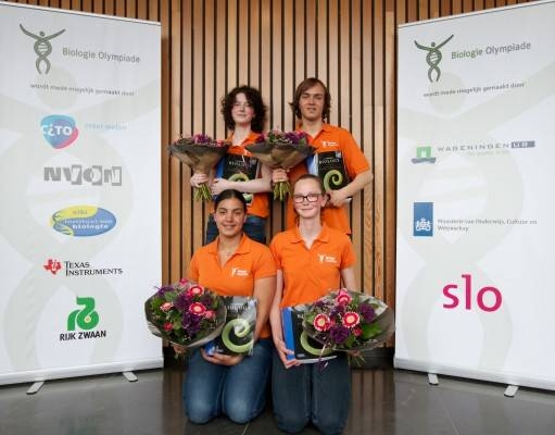 Holtense Fenne bij beste 4 biologiescholieren van Nederland waerdenborch de waerdenborch 