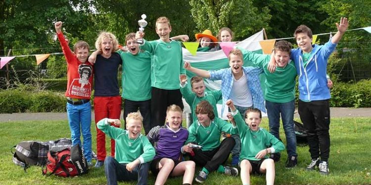 Haarschool door naar nationale handbal kampioenschappen haarschool gemeente 