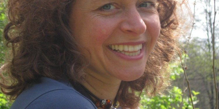 Mondhygiëniste Annet Boode opent  "Mond-Consult" in Holten 