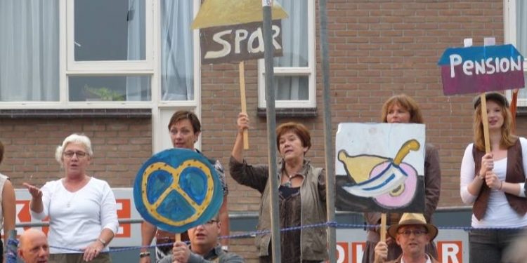 Uutmarkt Holten verrast en verbaast uutmarkt smidsbelt kulturhus bibliotheek 