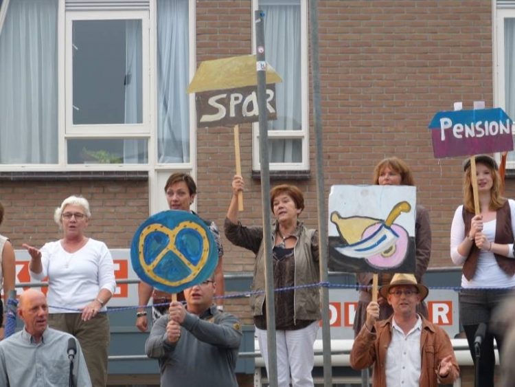 Uutmarkt Holten verrast en verbaast uutmarkt smidsbelt kulturhus bibliotheek 