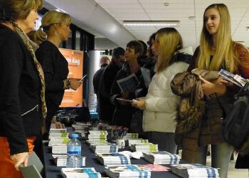 Esmee naar Europees Parlement voor jongeren waerdenborch de waerdenborch 