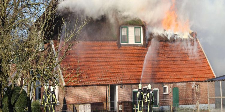 Grote brand Beumersteeg Dijkerhoek dijkerhoek brandweer 