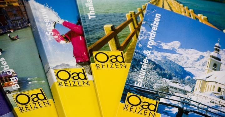 HoltensNieuws.nl Oud eigenaar ter Haar koopt inboedel Oad museum Oud eigenaar ter Haar koopt inboedel Oad museum oudheidkamer
