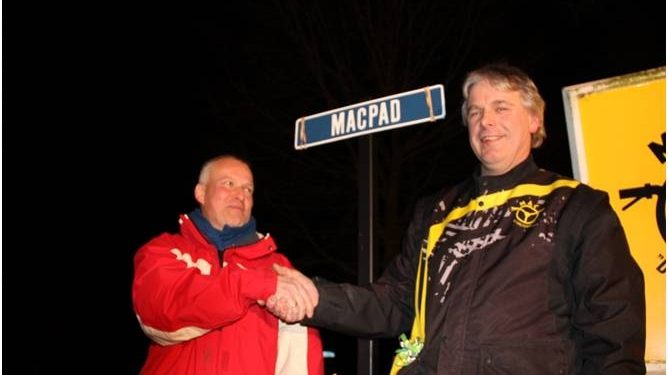 Bord Macpad terug bij Motorclub sv de eendracht mac de eendracht 