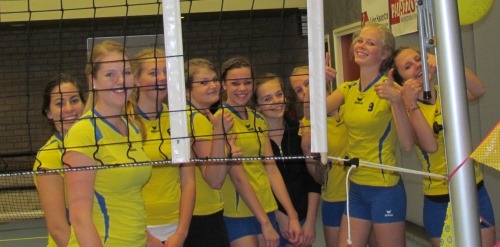Nipt verlies volleybalmeiden A2 door trucje tegenstanders mintonette 