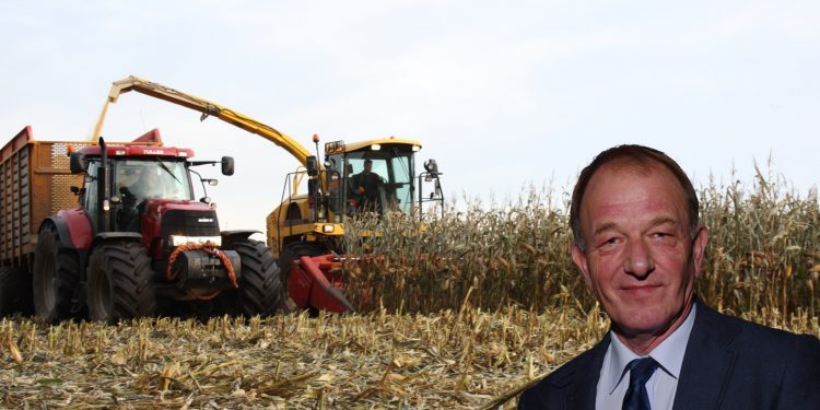 HoltensNieuws.nl Wonen in het buitengebied is genieten van de lusten, en ook de lasten Wonen in het buitengebied is genieten van de lusten, en ook de lasten vvd lokaal kulturhus gemeente