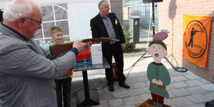 Nieuw onderkomen De Eendracht geopend sv de eendracht gemeente de eendracht 