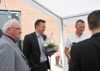 Nieuw onderkomen De Eendracht geopend sv de eendracht gemeente de eendracht 