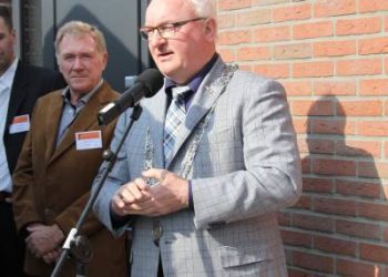 Nieuw onderkomen De Eendracht geopend sv de eendracht gemeente de eendracht 