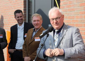 Nieuw onderkomen De Eendracht geopend sv de eendracht gemeente de eendracht 