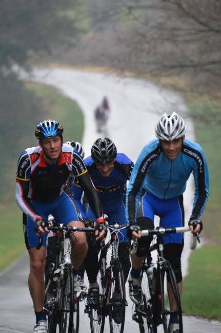 Ruim 1100 fietsers genoten van Holterbergtoer wielervereniging sallandse heuvelrug 