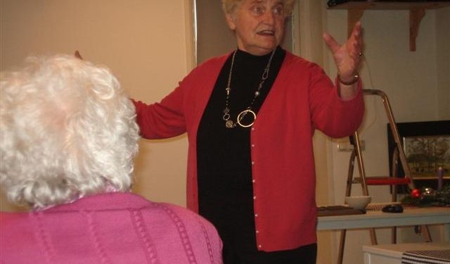 Dinie Hiddink bij Vrouwen van Nu afd. Holten vrouwen van nu 