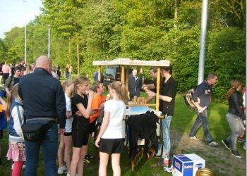 Toneelgroep COV speelt nieuw modern stuk Het huis nijkamp cov 