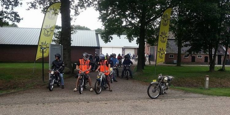 Oolde Hoolter Brommer Toer mac 