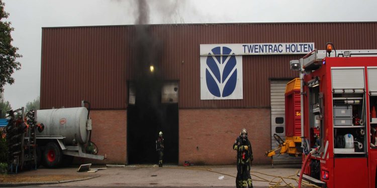 HoltensNieuws.nl Industrie brand Holten Industrie brand Holten brandweer