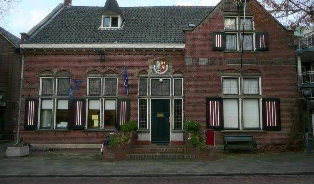 Nieuwe tekstpanelen over V2 raket oudheidkamer 