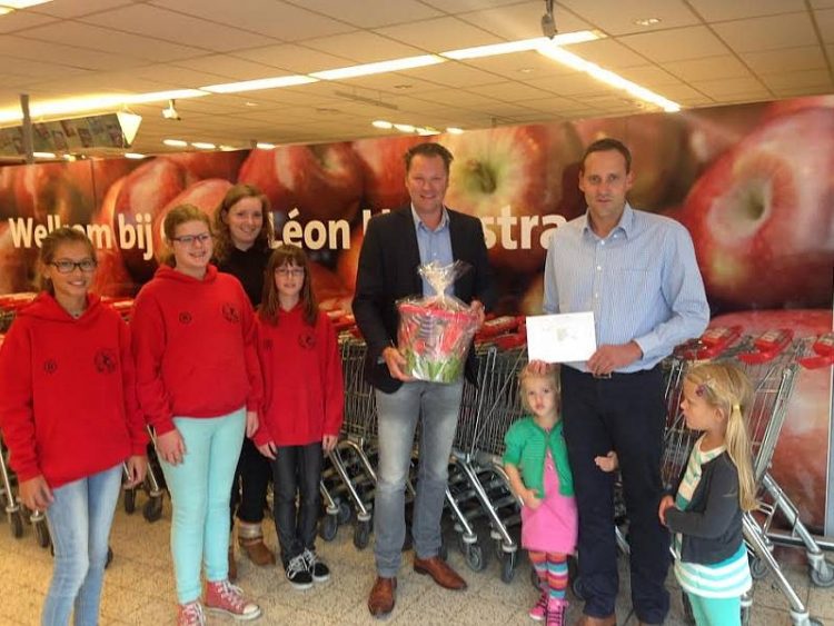 Carwash-actie  Handbalvereniging groot succes hv holten 
