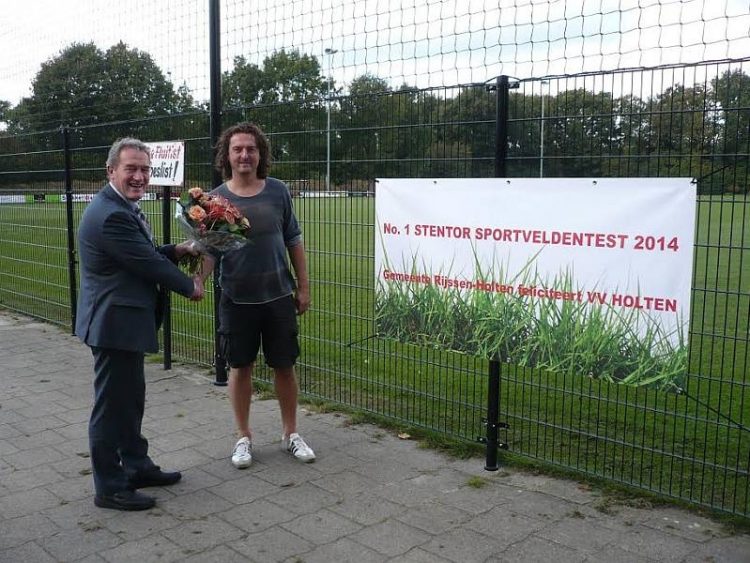 Voetbalvereniging Holten winnaar Veldentest 2014 gemeente 