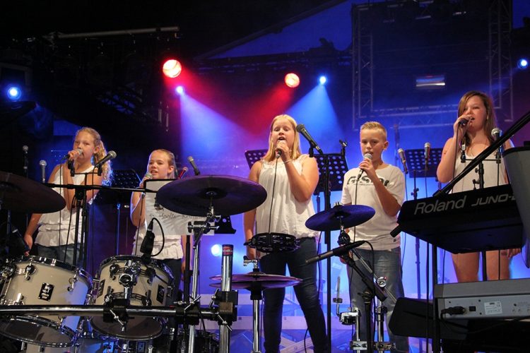 Tienerkoor TOF! zoekt nieuwe leden uutmarkt Keunefeesten 