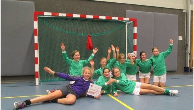 Haarschool doet het weer! hv holten haarschool dijkerhoek 