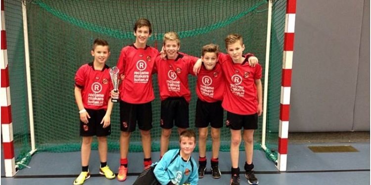 HoltensNieuws.nl D1 toernooi D1 toernooi voetbal