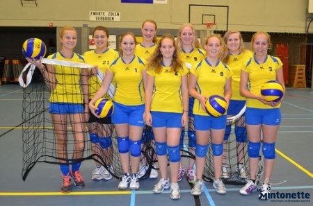 Volleybalmeiden Mintonette A2 op koers richting  kampioenschap mintonette 