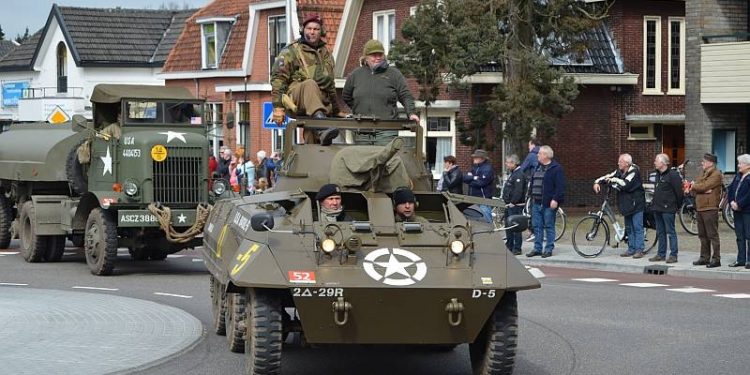 S.V.N.F smidsbelt mac kulturhus canadese begraafplaats 