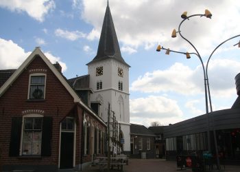 Bevrijdingsloop Holten 2018 op zaterdag 5 mei smidsbelt kulturhus canadese begraafplaats atletiekvereniging 