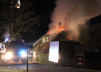 Brandweer holten helpt bij grote woningbrand in markelo brandweer 