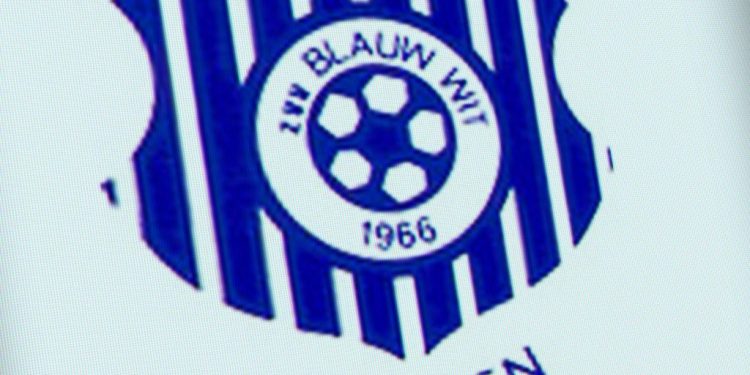 Stratenvoetbal 16 juni blauwwit 